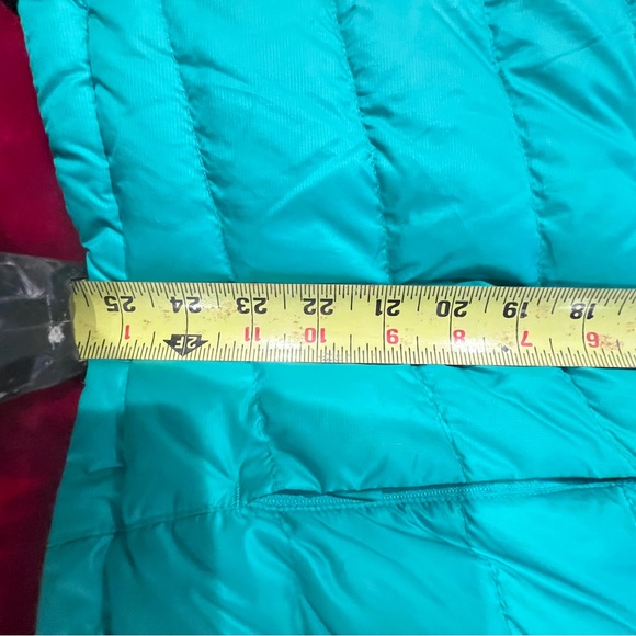 Womens Marmot 700 Fill Duck Down Turquoise Puffer Jacket Size XL - Picture 16 of 16